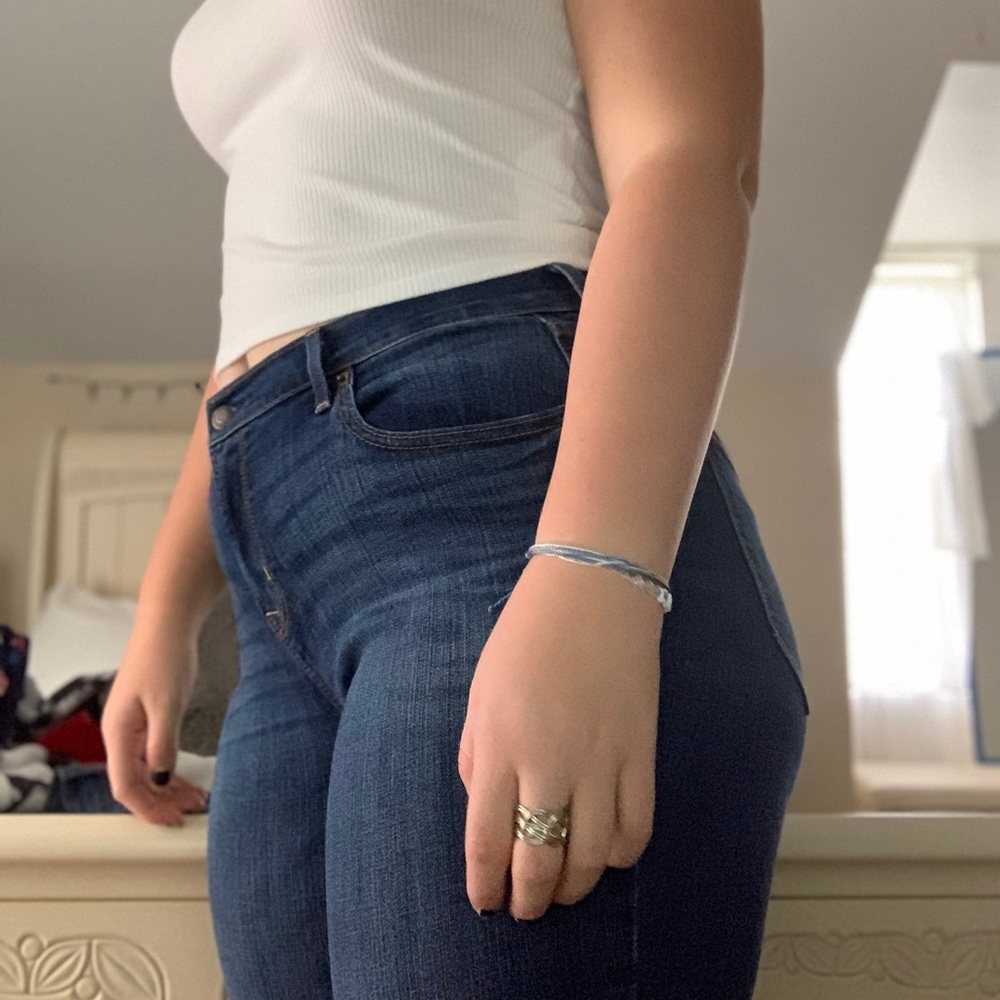 dark wash skinny jeans